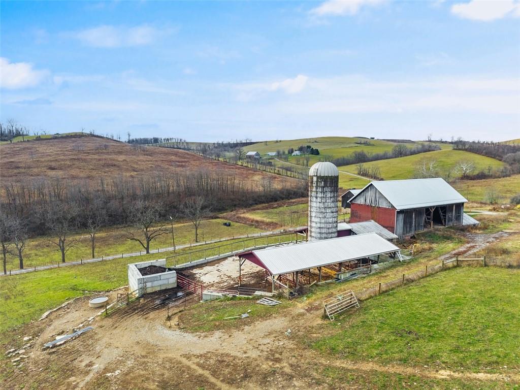 26 Covered Bridge Road Burgettstown, PA 15021 - Photo 38 of 49 a view of a lake with a yard