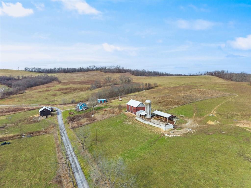 26 Covered Bridge Road Burgettstown, PA 15021 - Photo 40 of 49 a view of a lake with a city