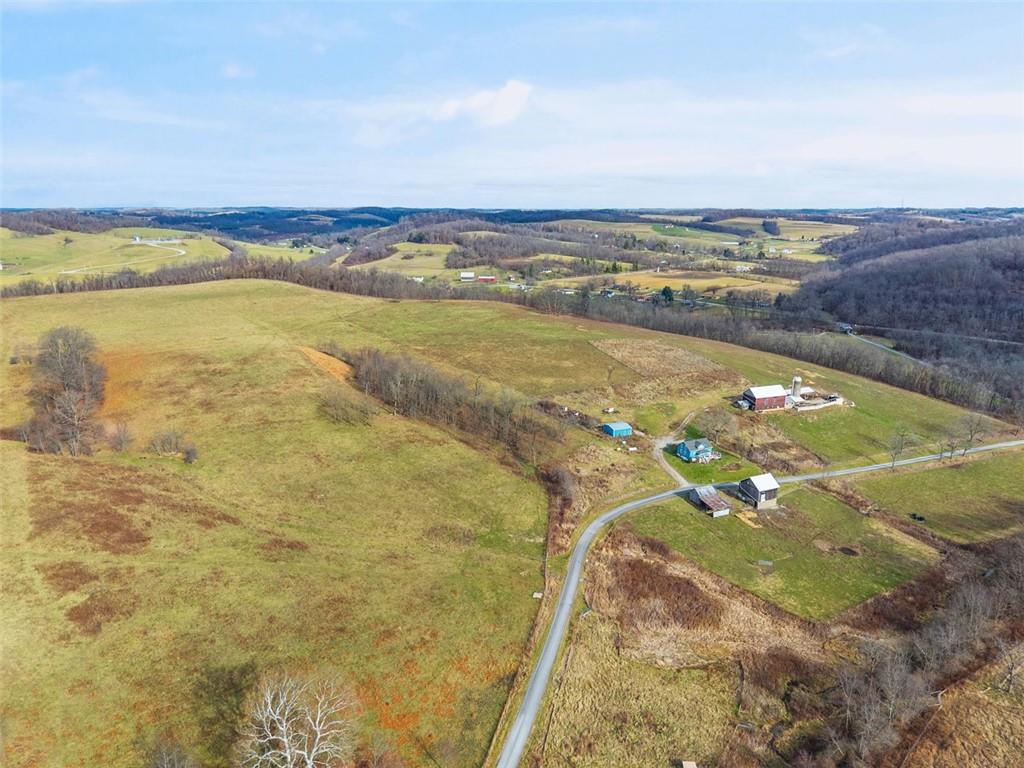 26 Covered Bridge Road Burgettstown, PA 15021 - Photo 47 of 49 a view of an ocean