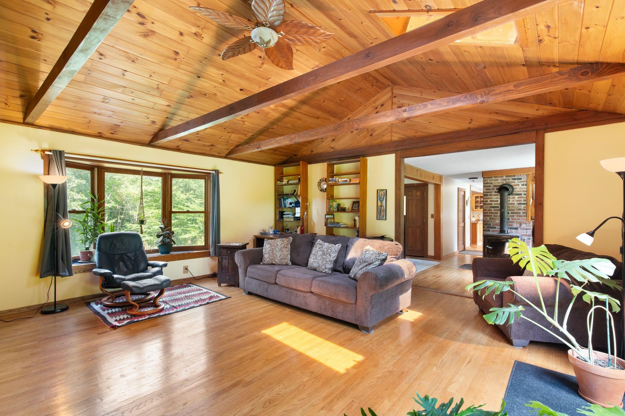 3524 Deer Park Road Halifax, VT 05301 - Photo 15 of 42