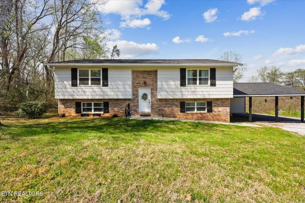 $449,000 | 305 Dan Circle, Rockwood, TN 37854