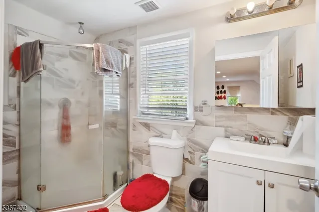 $575,000 | 234 LT Glenn Zamorski Drive, Elizabeth Port, NJ 07206