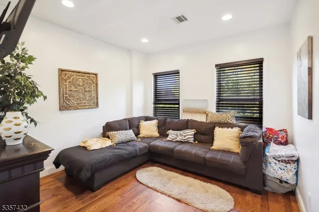 $575,000 | 234 LT Glenn Zamorski Drive, Elizabeth Port, NJ 07206