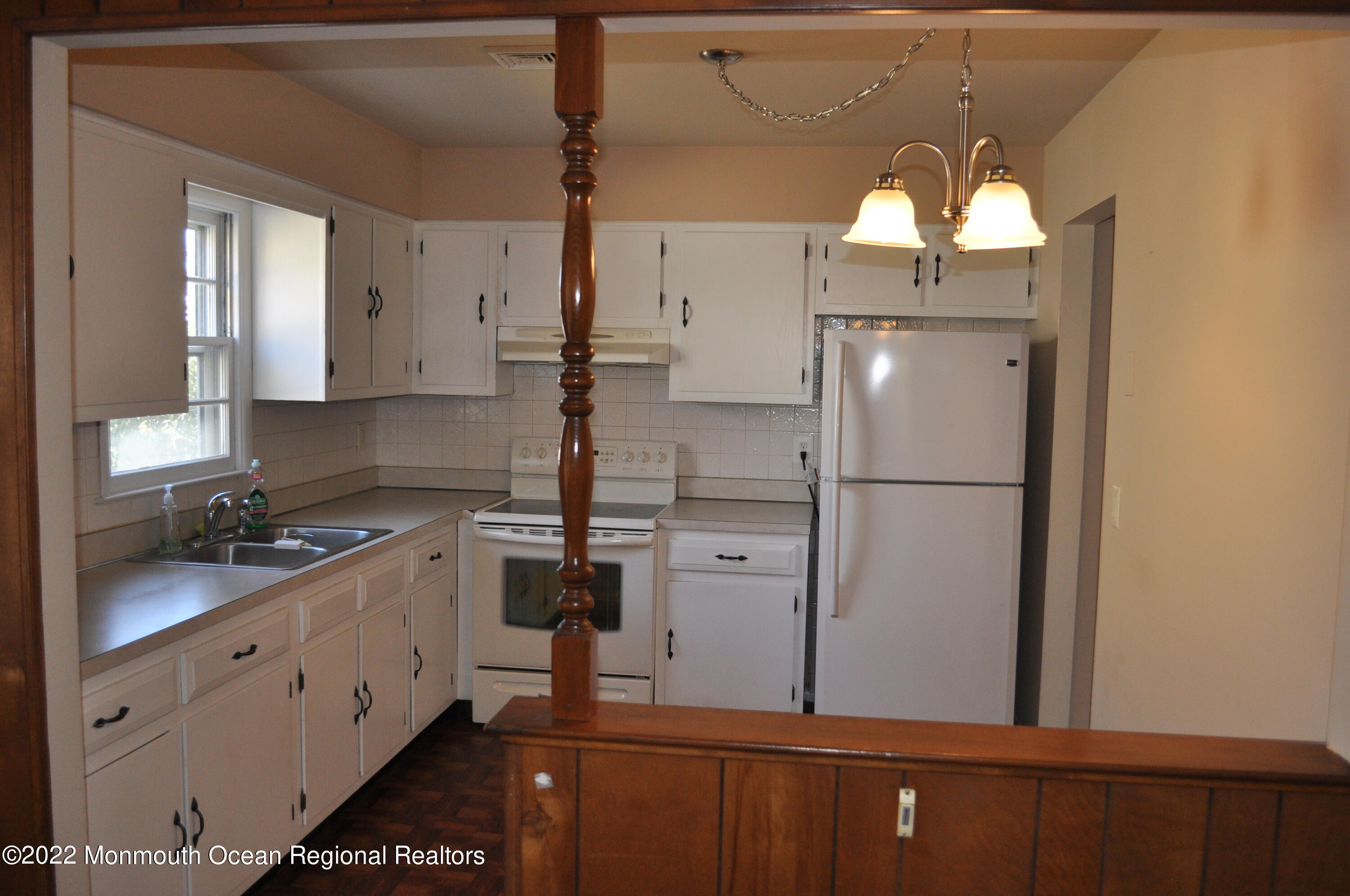 18 Coventry Road Toms River, NJ 08757 - Photo 7 of 15 DSC_0110