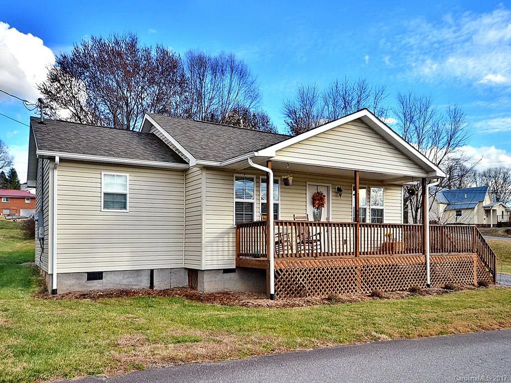 2 Warner Road Canton, NC 28716 - Photo 1 of 14
