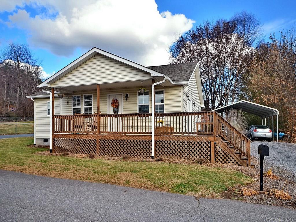 2 Warner Road Canton, NC 28716 - Photo 2 of 14