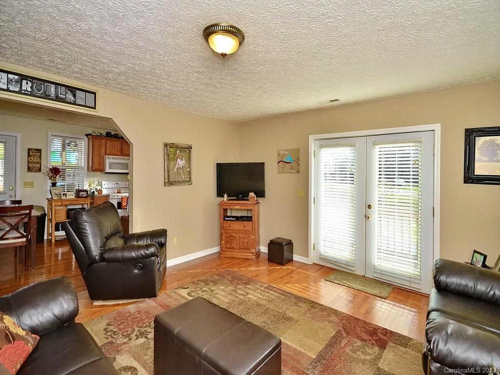 2 Warner Road Canton, NC 28716 - Photo 5 of 14
