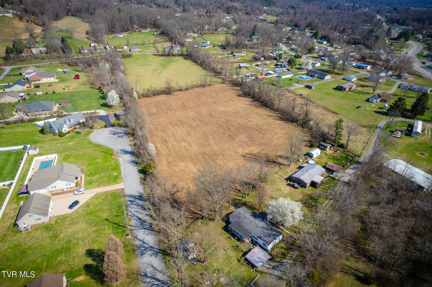 Tbd Howard Court Elizabethton, TN 37643 - Photo 14 of 16 101