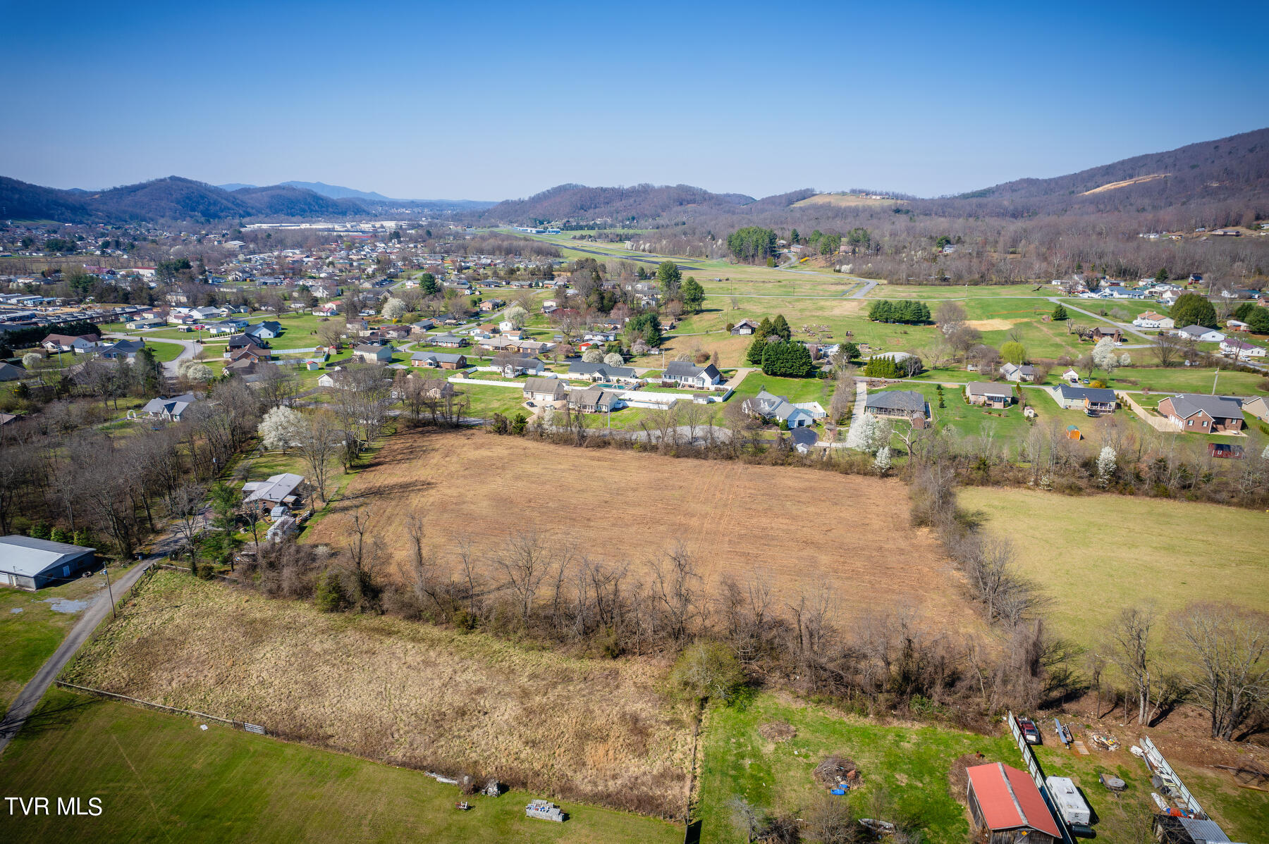 Tbd Howard Court Elizabethton, TN 37643 - Photo 3 of 16 106