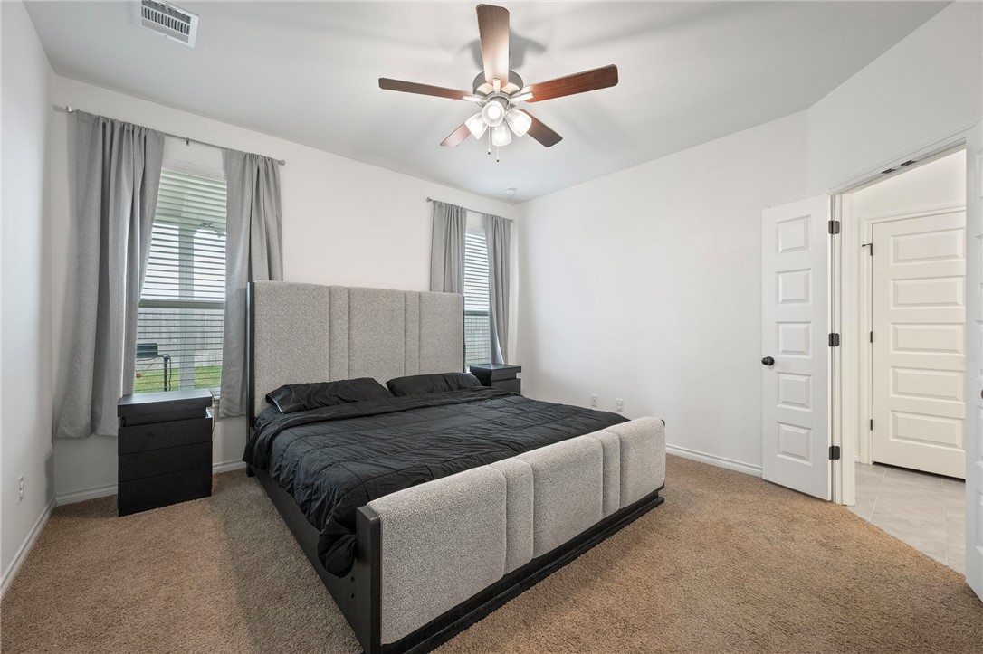 1905 Stubbs Drive Bryan, TX 77807 - Photo 10 of 20