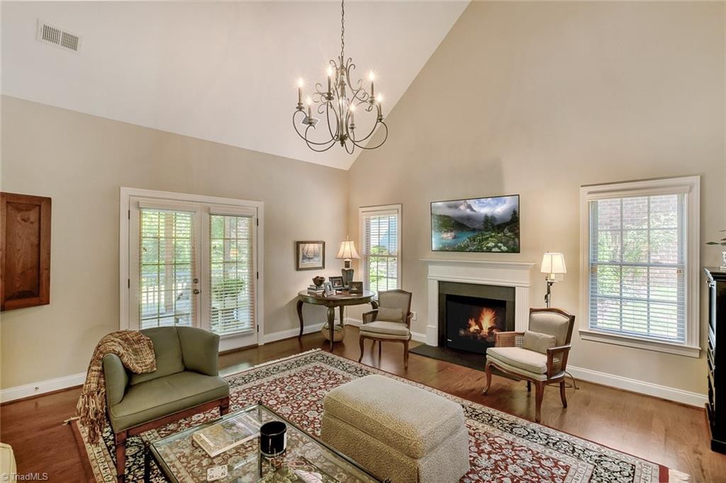 2241 Renaissance Lane High Point, NC 27262 - Photo 6 of 25 Gallery Image 6