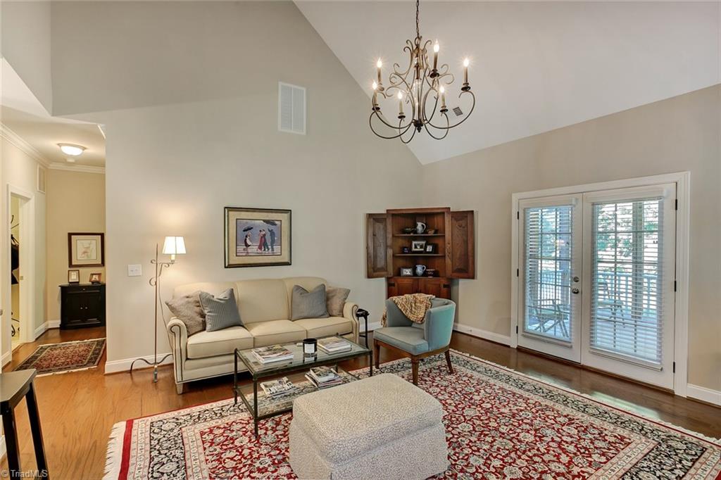 2241 Renaissance Lane High Point, NC 27262 - Photo 7 of 25 Gallery Image 7