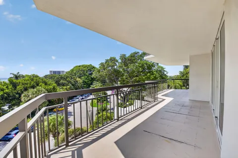 $1,499,000 | 901 East Camino, Unit 4C, Boca Raton, FL 33432