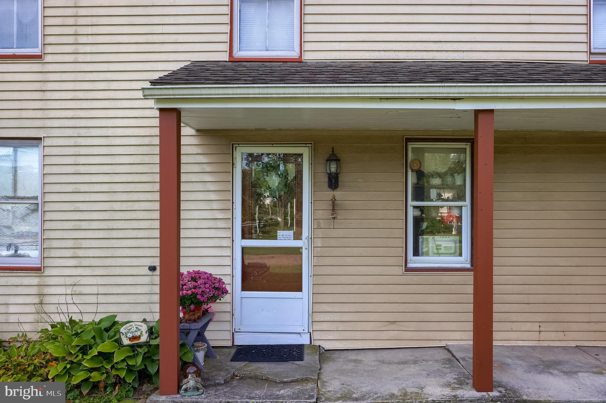 618 Owl Hill Road Lititz, PA 17543 - Photo 4 of 47