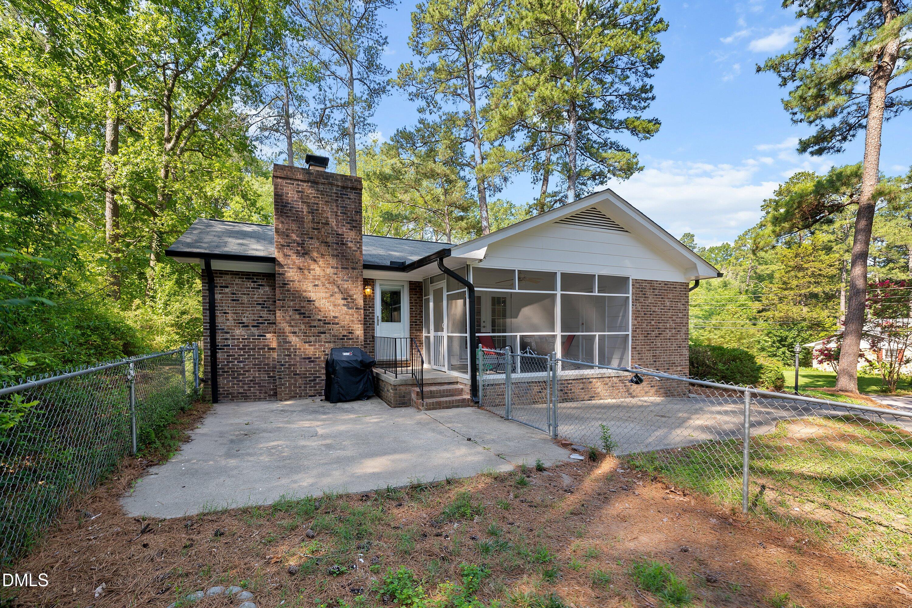 4807 Brentwood Road Durham, NC 27713 - Photo 43 of 50 44-4807 Brentwood_5554