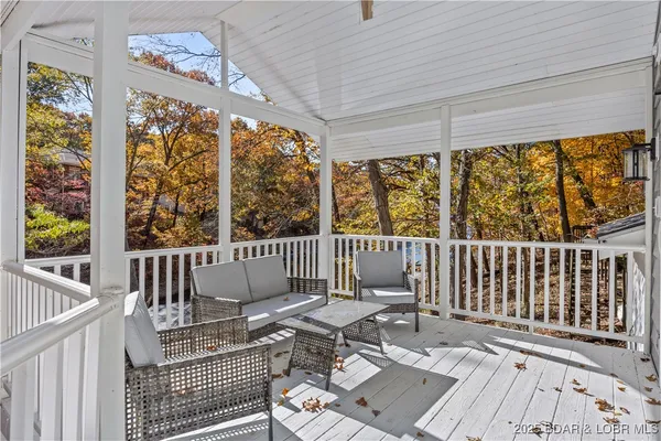 $499,000 | 48 Lake Village Road, Eldon, MO 65026