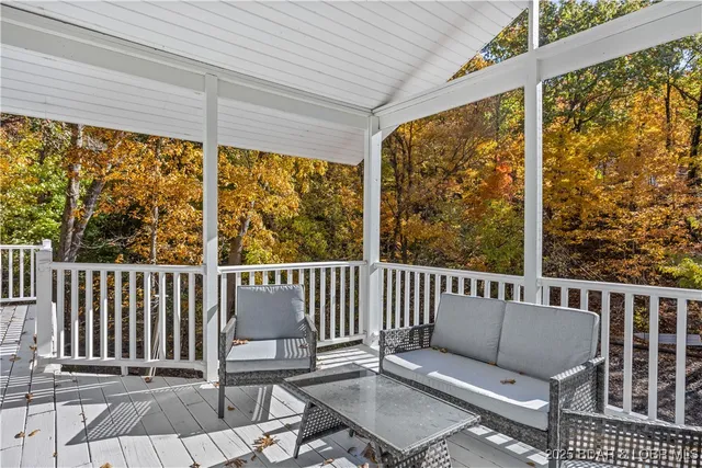 $499,000 | 48 Lake Village Road, Eldon, MO 65026