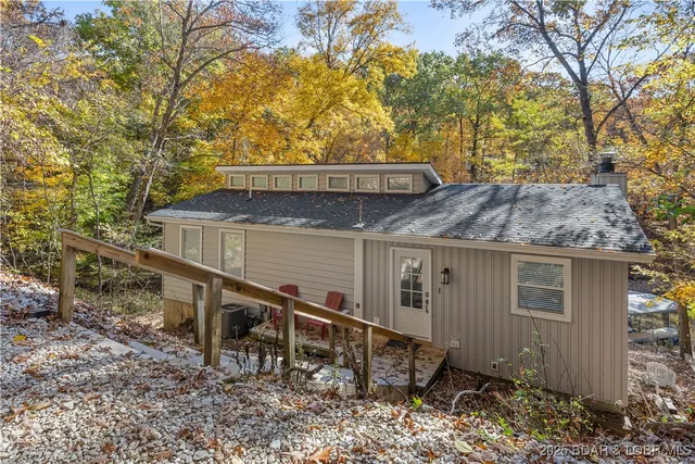 $499,000 | 48 Lake Village Road, Eldon, MO 65026