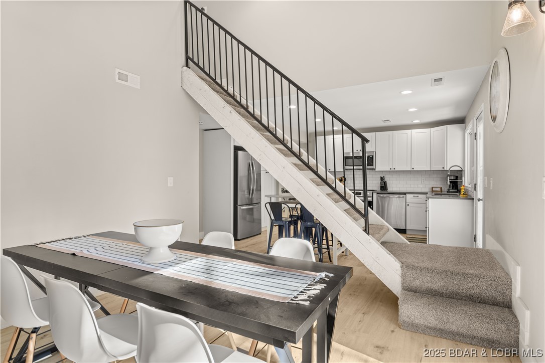 48 Lake Village Road Eldon, MO 65026 - Photo 21 of 44