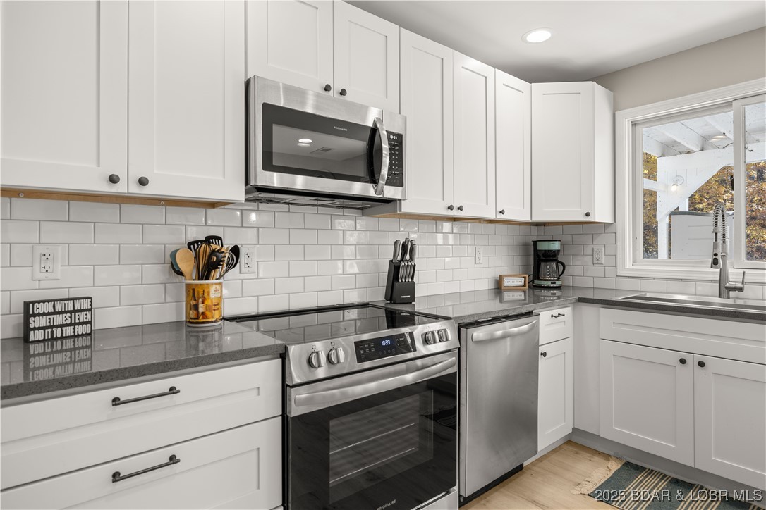 48 Lake Village Road Eldon, MO 65026 - Photo 26 of 44