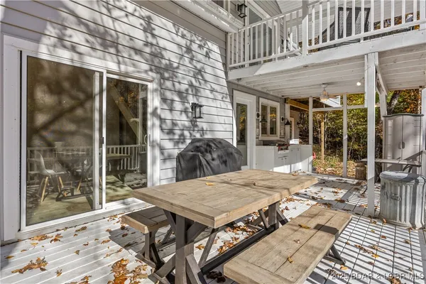 $499,000 | 48 Lake Village Road, Eldon, MO 65026