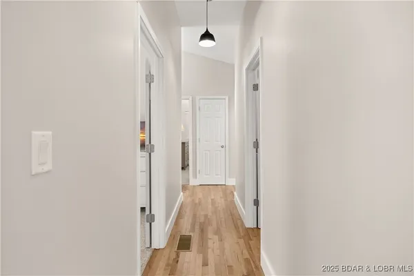 $499,000 | 48 Lake Village Road, Eldon, MO 65026