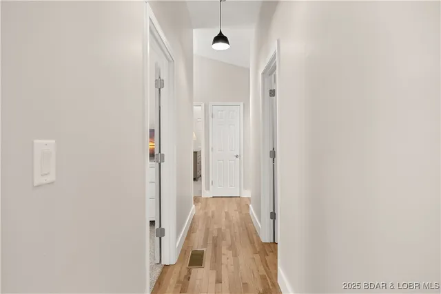 $499,000 | 48 Lake Village Road, Eldon, MO 65026