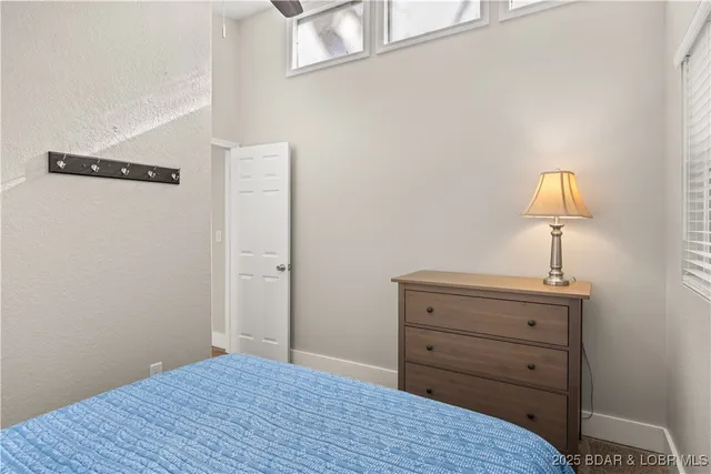 $499,000 | 48 Lake Village Road, Eldon, MO 65026