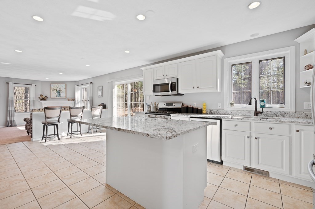 32 Powers Road Westford, MA 01886 - Photo 4 of 24 Gallery Image 4