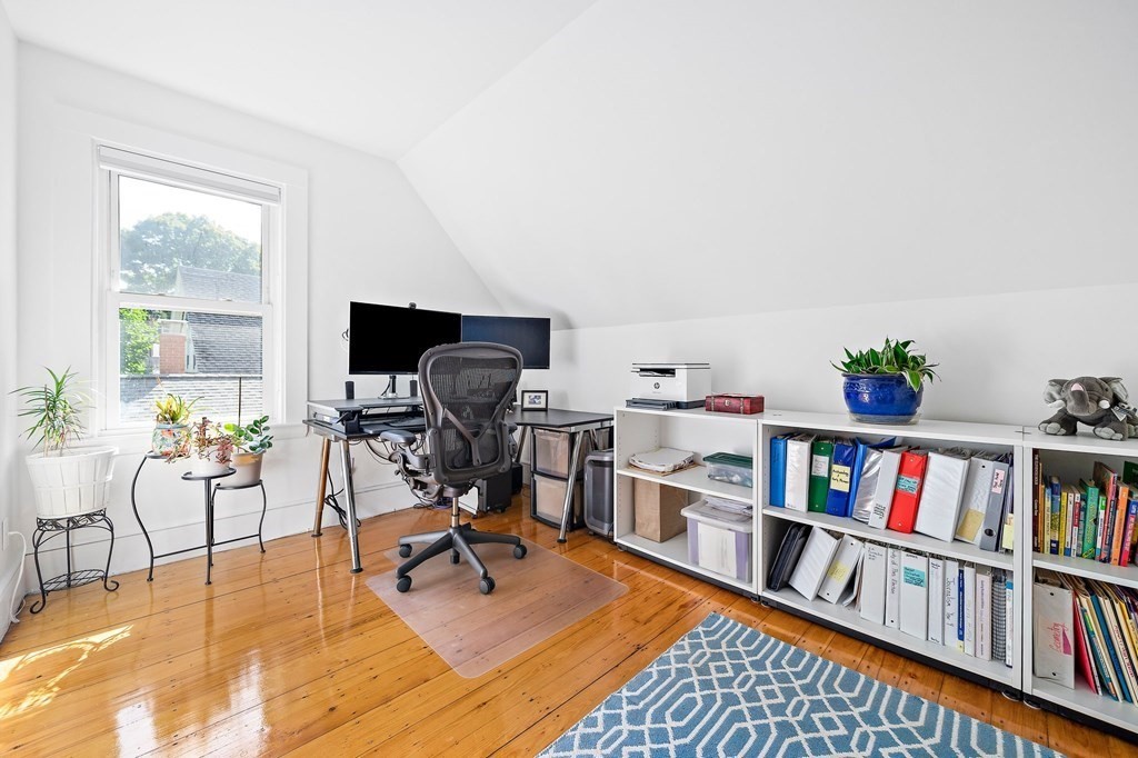 37 Spring Park Avenue Boston, MA 02130 - Photo 19 of 30 Gallery Image 19