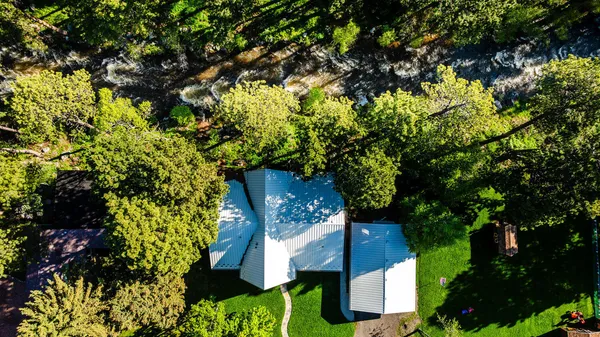 $775,000 | 43 Fish Hatchery Road, Story, WY 82842