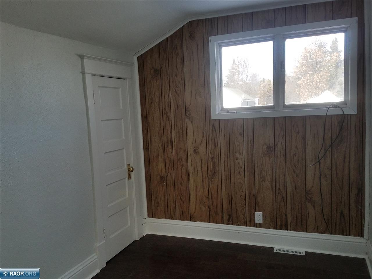 509 South 11th Street Virginia, MN 55792 - Photo 10 of 12