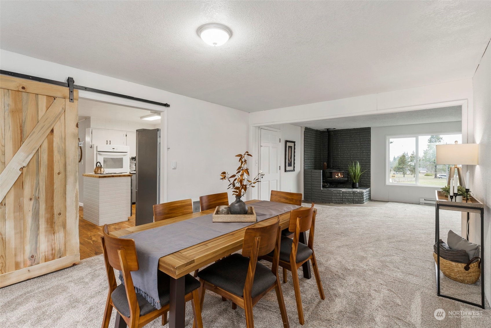 42 Roundtree Road Port Angeles, WA 98362 - Photo 3 of 40 Gallery Image 3