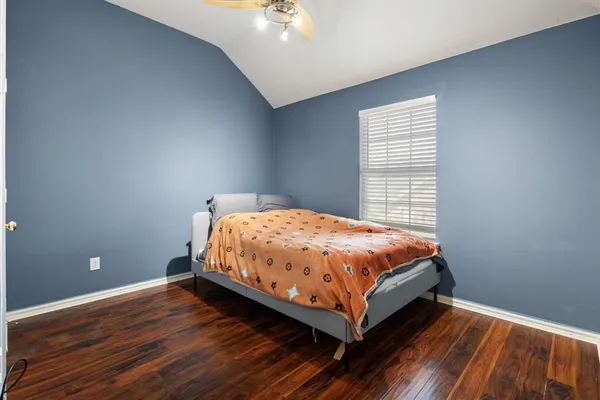 $3,800 | 3480 Daisy Lane, Grand Prairie, TX 75052