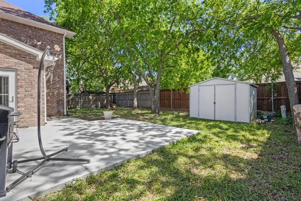 $3,800 | 3480 Daisy Lane, Grand Prairie, TX 75052