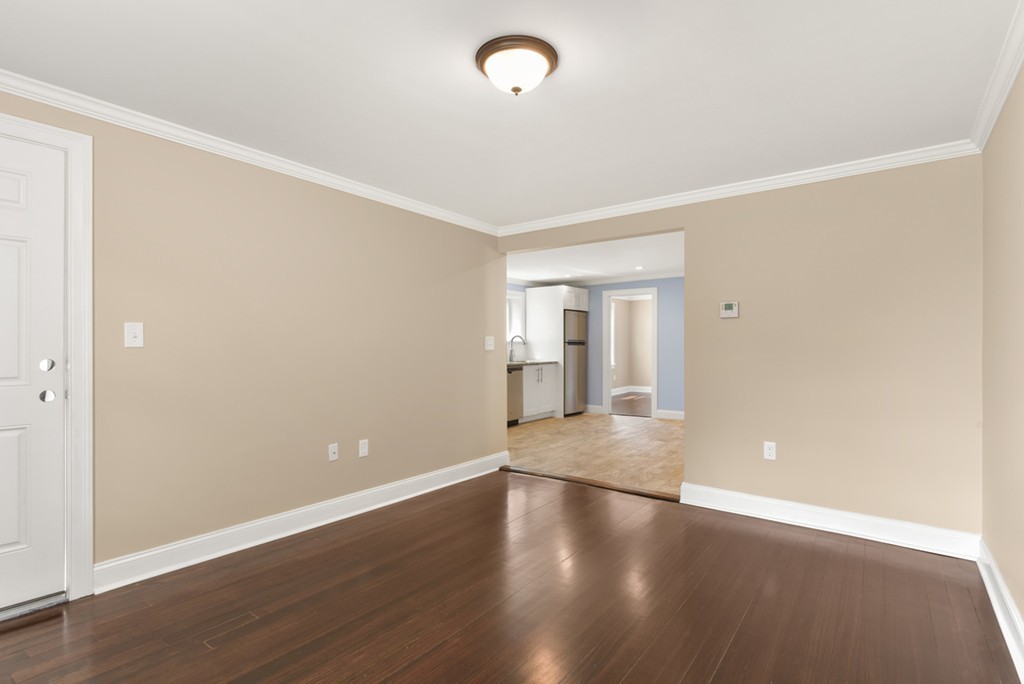 17 R Highland Street, Unit 1 Woburn, MA 01801 - Photo 11 of 15 Gallery Image 11