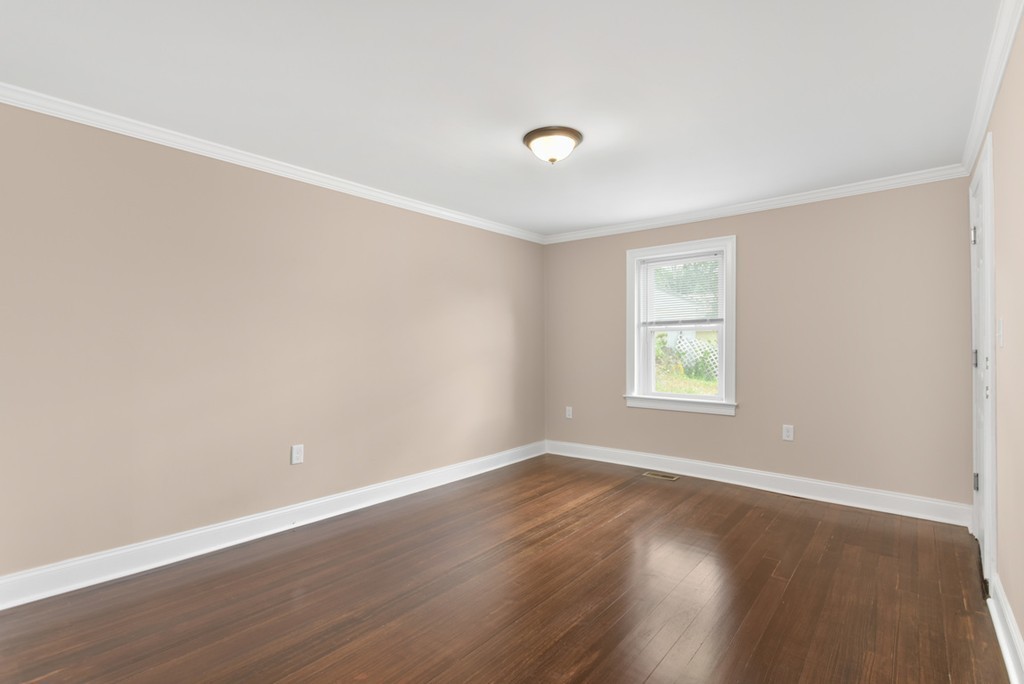 17 R Highland Street, Unit 1 Woburn, MA 01801 - Photo 10 of 15 Gallery Image 10