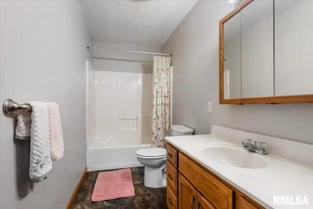 $150,000 | 3053 Twin Lakes Drive, Springfield, IL 62707