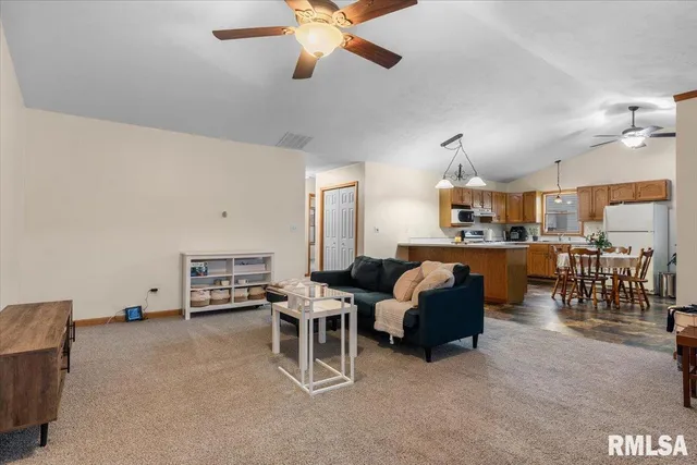 $150,000 | 3053 Twin Lakes Drive, Springfield, IL 62707