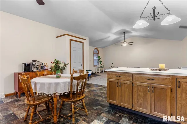 $150,000 | 3053 Twin Lakes Drive, Springfield, IL 62707