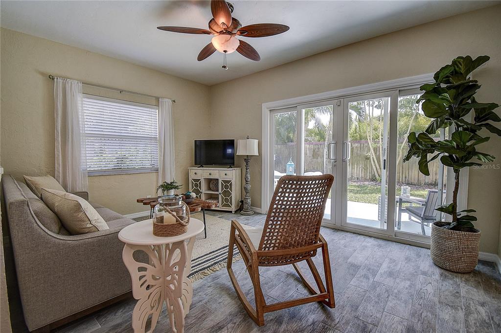 705 Sunset Cove Madeira Beach, FL 33708 - Photo 20 of 35 Gallery Image 20