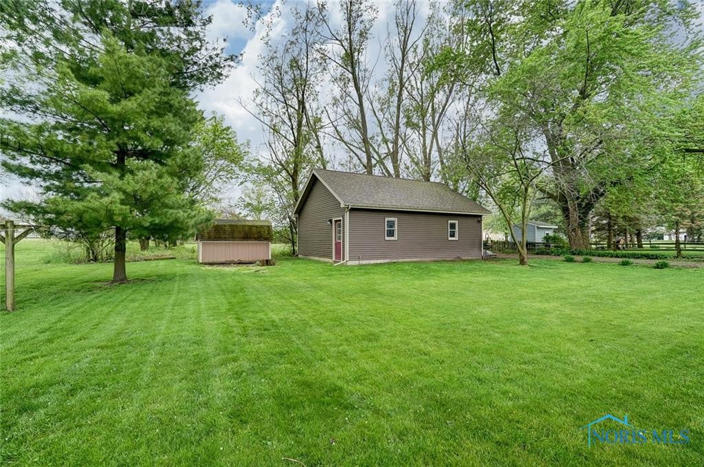1101 Farnsworth Road Waterville, OH 43566 - Photo 7 of 39 Gallery Image 7