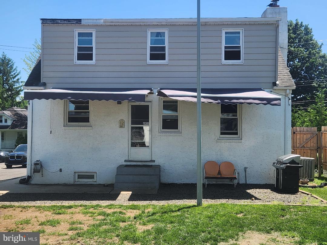 2803 New Falls Road Levittown, PA 19056 - Photo 25 of 25 Rear Exterior