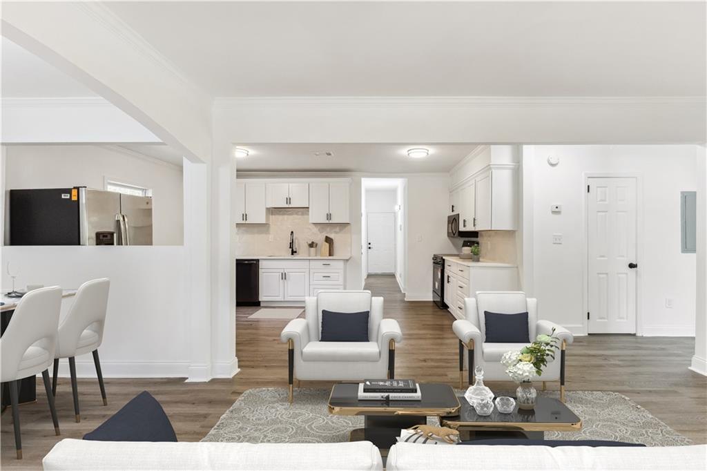 437 Collier Ridge Drive Northwest Atlanta, GA 30318 - Photo 6 of 38