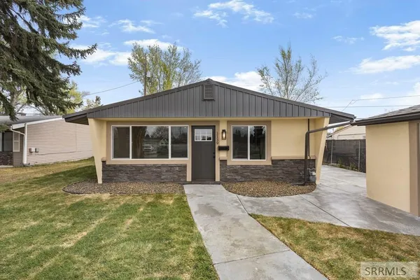 $330,000 | 1139 Garfield Street, Idaho Falls, ID 83401