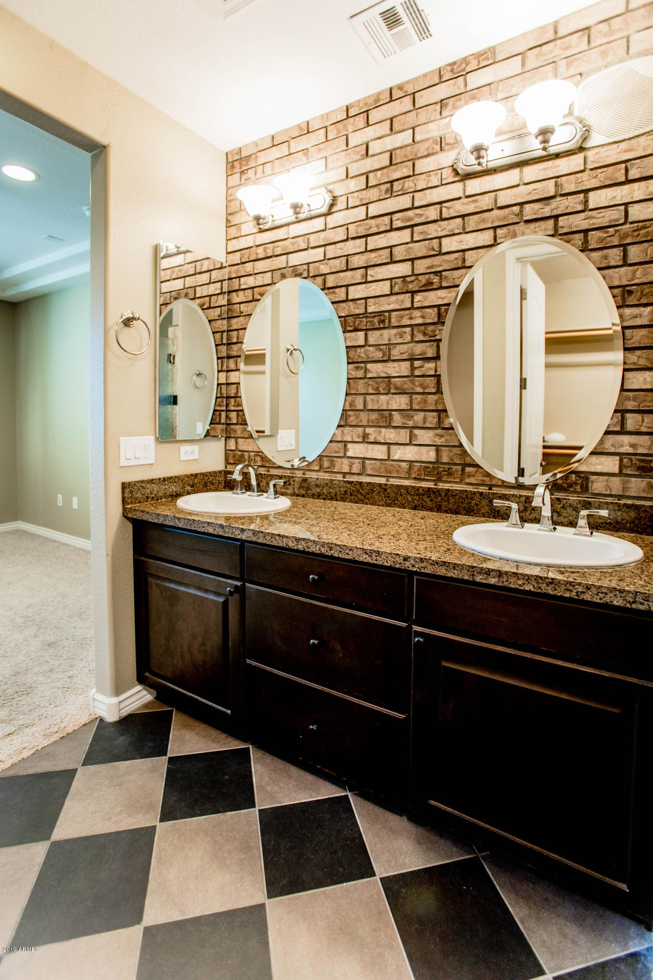 2422 East Roma Avenue Phoenix, AZ 85016 - Photo 14 of 39 Roma-32