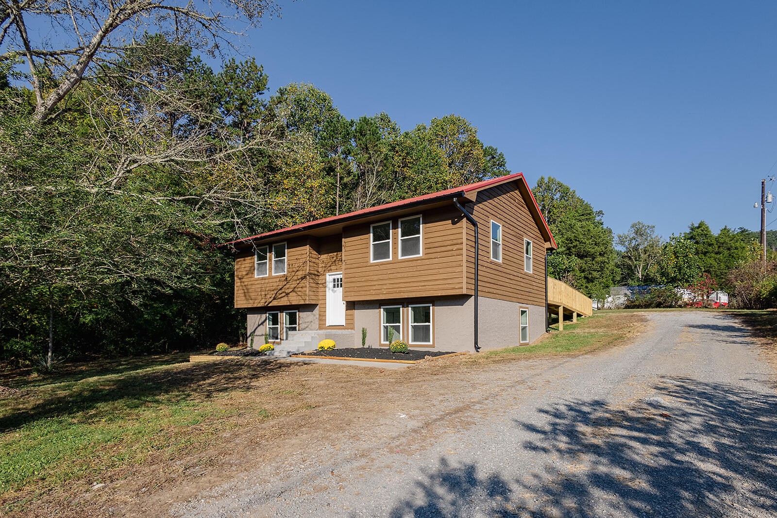 890 East Wolf Valley Road Heiskell, TN 37754 - Photo 3 of 44 Gallery Image 3