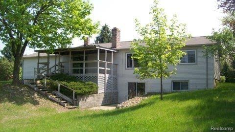 6455 Bullard Road Fenton, MI 48430 - Photo 2 of 6 Rear