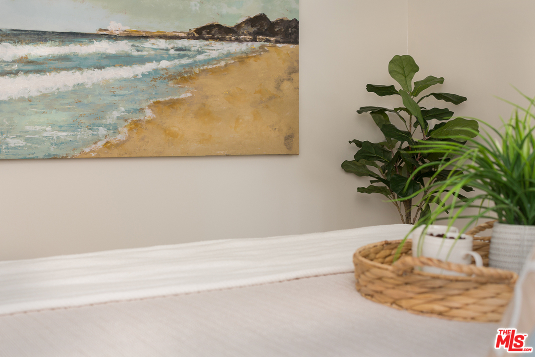 64 Paradise Cove Road Malibu, CA 90265 - Photo 12 of 17 Gallery Image 12