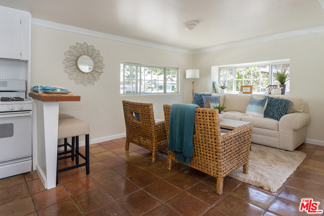 64 Paradise Cove Road Malibu, CA 90265 - Photo 3 of 17 Gallery Image 3